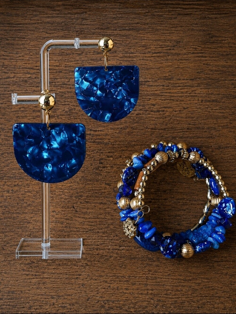 Marbled Dark Blue Earrings and Faux Lapis Wood Bead Memory Wire Bracelet Set